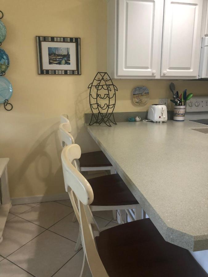 Beach bungalow at Ocean Village Fort Pierce Bagian luar foto
