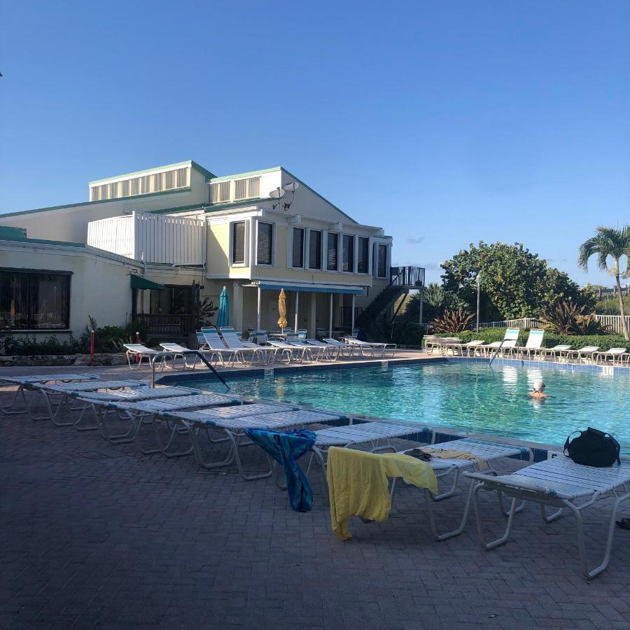 Beach bungalow at Ocean Village Fort Pierce Bagian luar foto